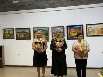 Съвместна изложба на Станка Денева, Тодора Янкова и Цoнĸa Дypeвa