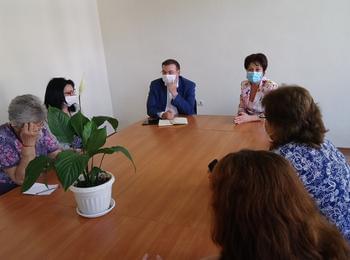 Здравният министър проф. Костадин Ангелов посети РЗИ-Смолян