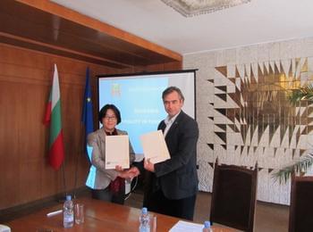 Подписа се Споразумение за побратимяването  на община Смолян с китайската Сючанг 