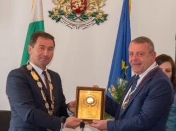 Председателят на ОбС-Мадан бе удостоен със званието "Почетен гражданин"
