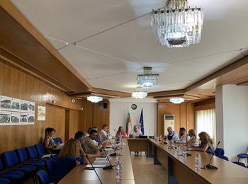 Парламентарно представените партии и коалиции не постигнаха съгласие за ръководството и състава  на РИК-Смолян