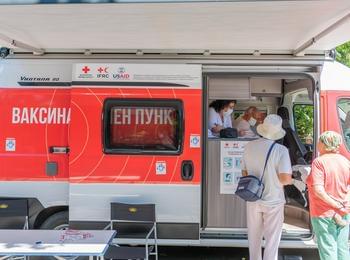 През месец септември мобилен ваксинационен пункт на Българския Червен кръст ще бъде позициониран в област Смолян