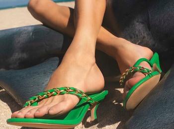  Зелени сандали - как да ги комбинирате, за да изглеждат красиво