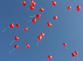 С червени балони в небето над Смолян и множество други инициативи ще отбележим 1 декември