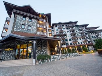 Реновиран и модернизиран, хотел Родопски дом Чепеларе отвори врати за гостите си за ски сезон 2024