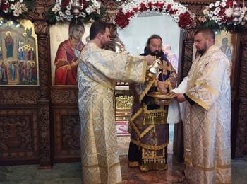  Архиерейска св. Литургия на Неделя Кръстопоклонна в манастира „Света Троица”- Кръстова гора