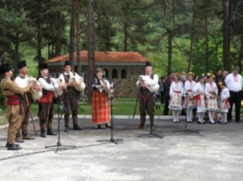 Организират национален фестивал на старата градска песен "Пей сърце"