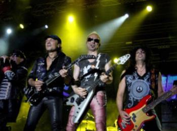 Scorpions минават прощално през България