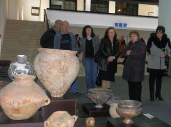 Музейна изложба показва археологически находки от две крепости край Смолян