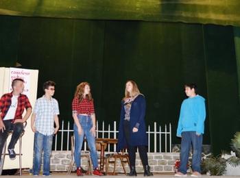 Младежки театър „Ирис“ гостува със своя театрална постановка в Перущица 