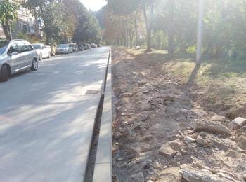 След ремонта на улиците, обновяват и тротоарите в Мадан