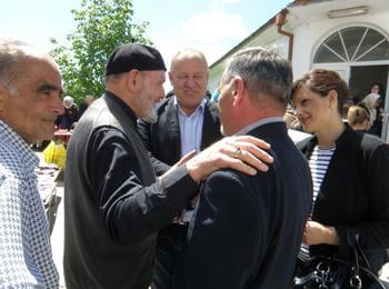  Владимир Уручев сподели курбана за здраве и берекет с жителите на маданското село Върбина
