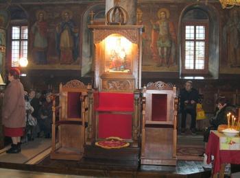 С нов Владишки трон посрещна Тодорова събота храм „Св. Неделя“ в Райково