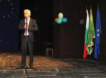 Фестивал на чуждите езици представиха възпитаниците на ЕГ "Иван Вазов" в Смолян
