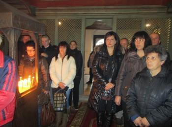  Депутатът от ГЕРБ д-р Даниела Дариткова присъства на молебен в Широка лъка заради жертвите на пътя