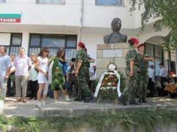 Славейно се поклони пред паметта на героите от Илинденско - Преображенското въстание