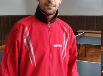   Двукратен световен шампион тренира млади надежди по тенис на маса в Смолян