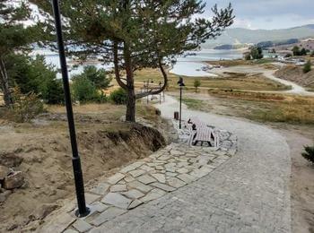 Снимка на деня: Нова крайбрежна алея свързва Доспат с язовира 
