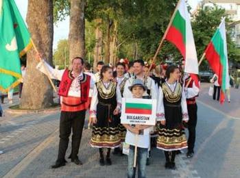 Клуб „Хоро” празнува 10-годишен юбилей с Илия Луков