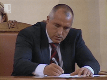 Премиерът Борисов поиска Първанов първо да оцени предишното управление