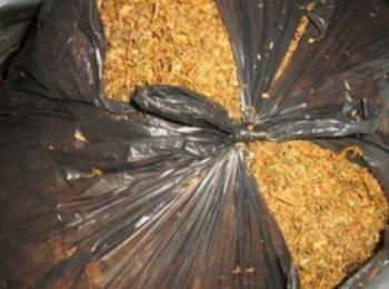 Над 11 кг тютюн и 100 къса цигари без бандерол иззеха в Девин