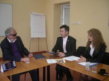  Дистрикт 130 подписа Споразумение със Съюза на слепите в България