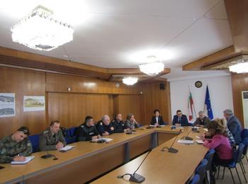  Областният съвет по сигурност прие допълнителни мерки срещу разпространението на COVID-19 в област Смолян