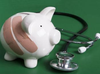 НЗОК започва да изплаща на лекарите парите за потребителска такса на пенсионерите