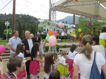 Кметът Мелемов кани децата на Смолян да отпразнуват 1 юни с много забавления