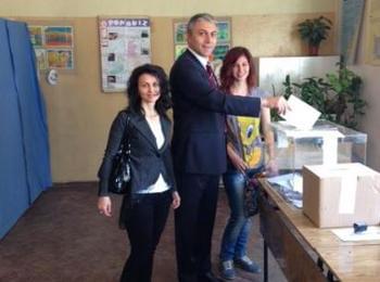  Мустафа Карадайъ: Гласувах за да бъде Европа във всяка точка на Родопите и България