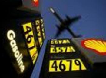 Цената на петрола рязко скочи