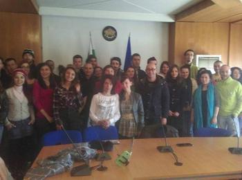 Младежи от пет балкански държави се запознаха с институцията областен управител 