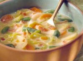 Крем супа със задушени зеленчуци