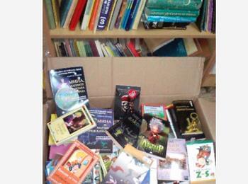 Смолянско читалище дари книги в помощ на изгоряло читалище в Благоевградско