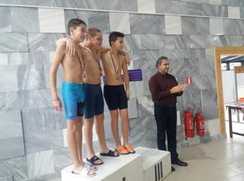 Над 90 състезатели участваха в Общинското коледно състезание по плуване