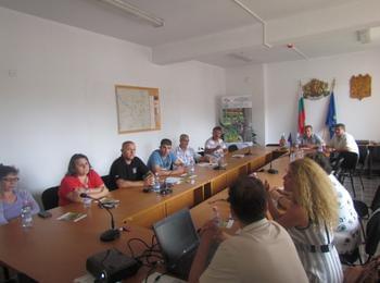През автгуст и септември се провеждат обучения за събиране на билки, гъби и диви плодове в област Смолян