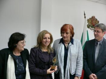  Министър Искра Михайлова награди отличилите се участници във второто издание на Европейска седмица за намаляване на отпадъците