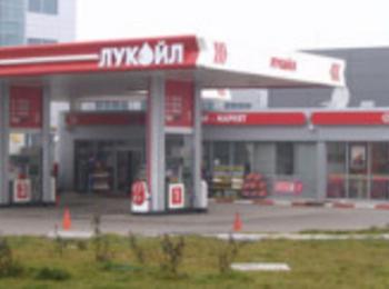 5 бензиностанцци са проверили инспектори на НАП до момента в Смолян