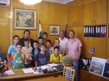 Отборът на "Вихър-1965"-Златоград е областен първенец по футбол за деца