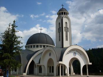 От понеделник започват богослуженията преди Великден в храм „Св. Висарион Смоленски“ и в църквите в Духовната околия