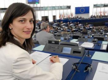 Мария Габриел, ГЕРБ: Правителството и евродепутатите на ГЕРБ бяхме тези, които защитихме тютюнопроизводителите
