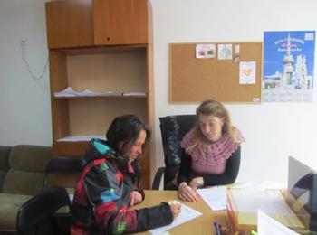  Подписаха договори със 175 потребители  и 146 асистенти на социални услуги в община Смолян 