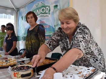 Телешки  кебап с фасул за 500 души сготви Ути в Момчиловци