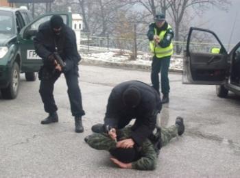 Задържаха шестима ирански граждани в опит незаконно да преминат българо-гръцката граница