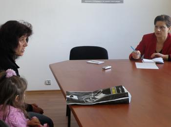 Разочаровани от кмета на Рудозем потърсиха помощ при д-р Дариткова