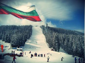 Mасово ски спускане с трибагреници и народни носии ще бележи Националния празник 3 март в Пампорово