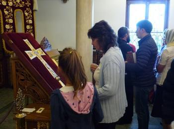46 поклонници от Смолян бяха на св. Литургия на Кръстова гора