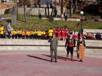 Фолклориада „На хорото в сърцето на Родопите“ по случай 19-ти ноември – Ден на Сухопътните войски 