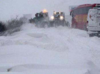 Министър Ненчев ще награди екипите от въоръжените сили, отличили се в спасителните операции по време на снежното бедствие