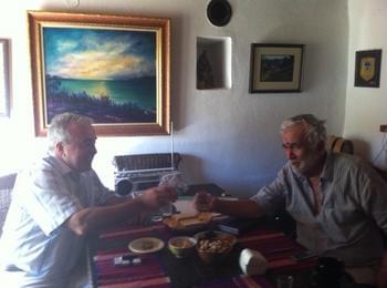 Проф.Кръстьо Петков и поетът Любомир Левчев се срещнаха в Родопите